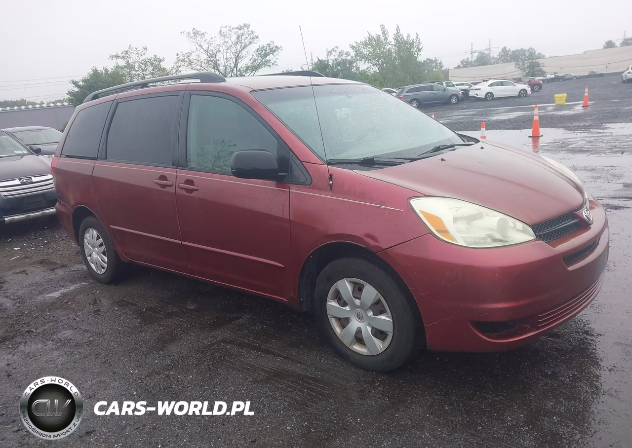 2004 Toyota Sienna Le