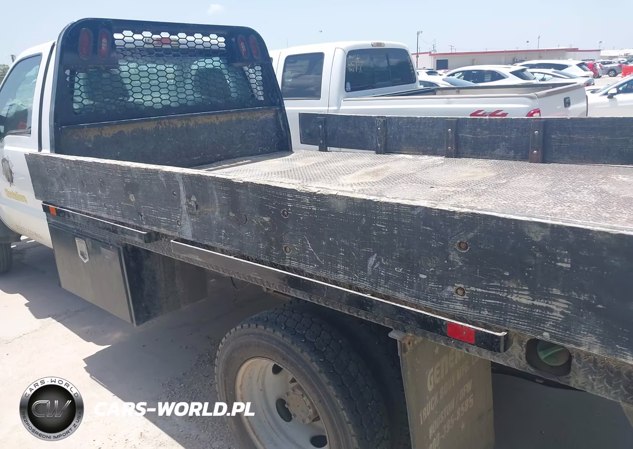 2011 Ford Super Duty F-550 Drw Xl VIN:1FDUF5GTXBEA61788 - 15