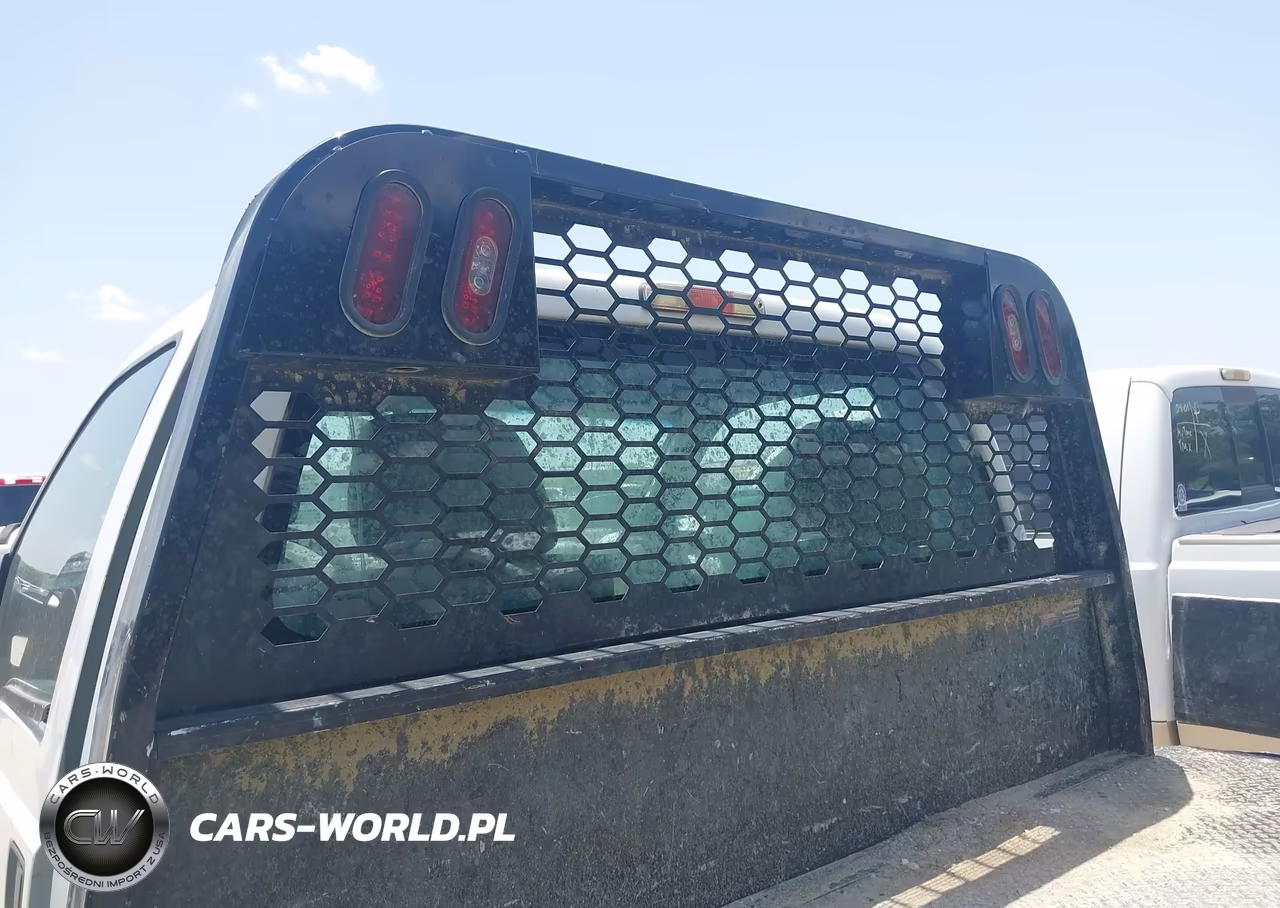 2011 Ford Super Duty F-550 Drw Xl VIN:1FDUF5GTXBEA61788 - 18