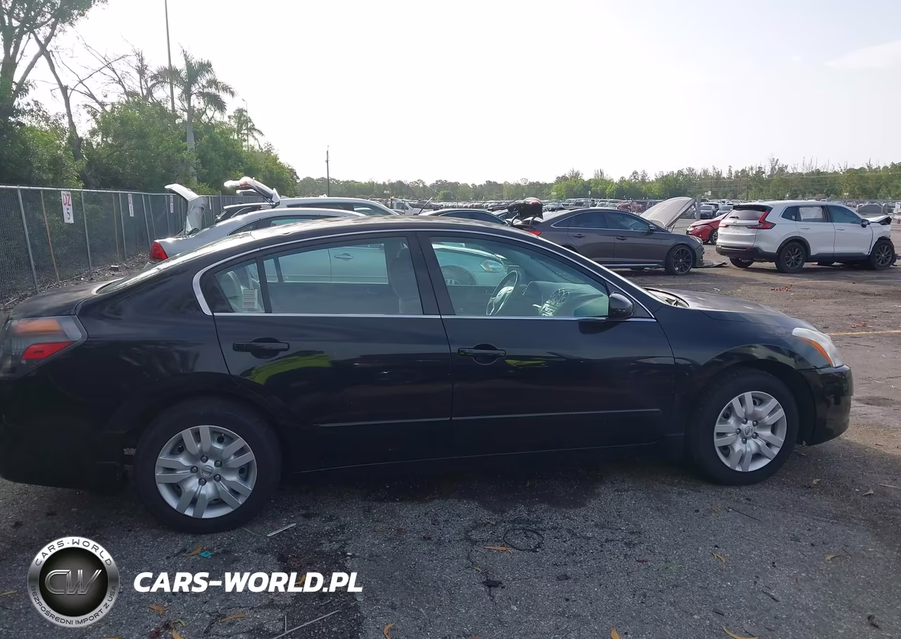 2012 Nissan Altima 2.5 S VIN:1N4AL2AP4CN429710 - 13
