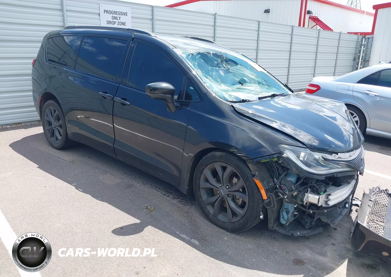 2019 Chrysler Pacifica Touring L – zdjęcie 1 z 16