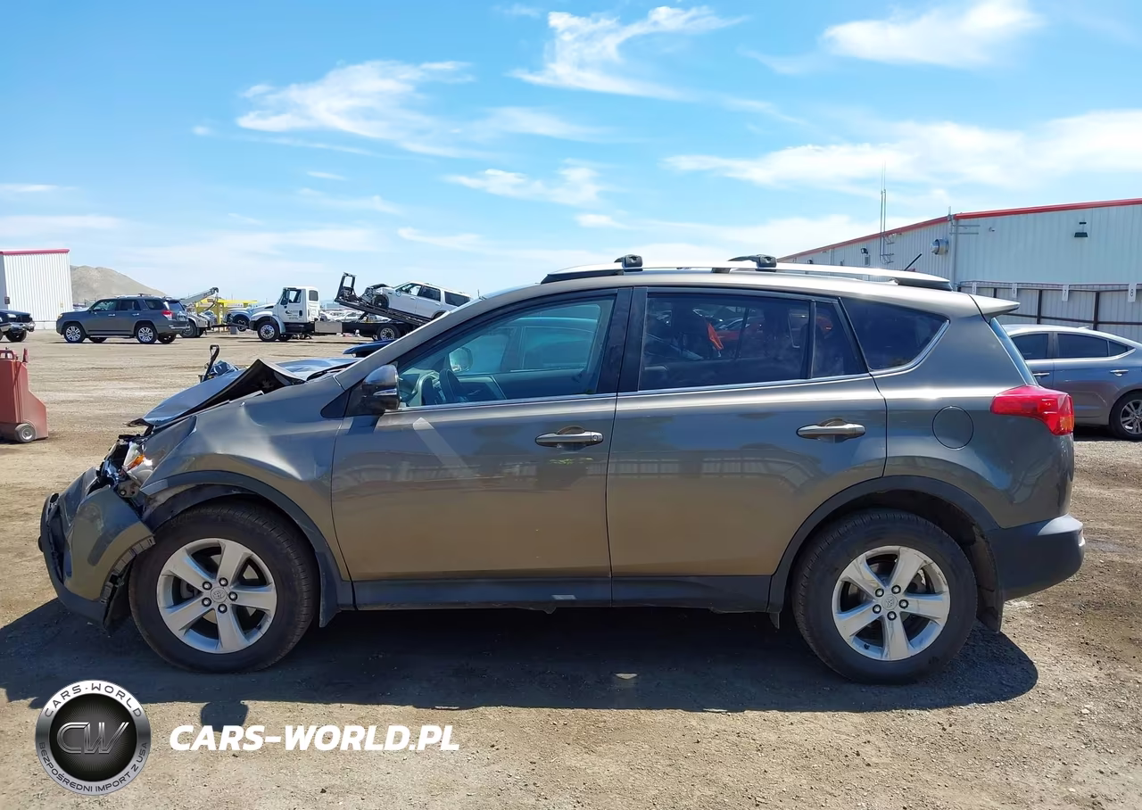 2014 Toyota Rav4 Xle VIN:2T3RFREV2EW170930 - 15
