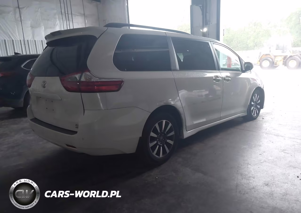 2018 Toyota Sienna Xle Premium 7 Passenger VIN:5TDDZ3DC8JS189279 - 4