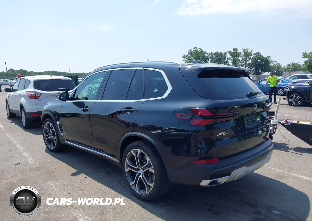 2026 BMW X5 xDrive40I VIN:5UX23EU09T9318978 - 3