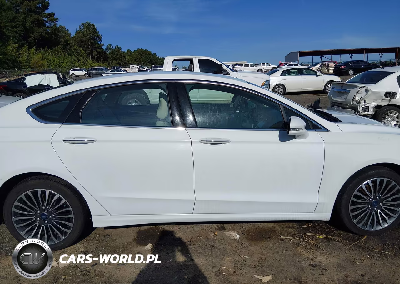 2017 Ford Fusion Platinum-Titanium VIN:3FA6P0K9XHR115630 - 13