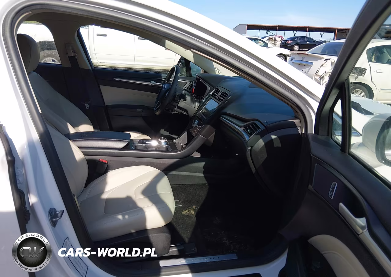 2017 Ford Fusion Platinum-Titanium VIN:3FA6P0K9XHR115630 - 5