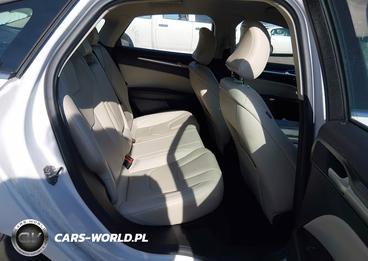 2017 Ford Fusion Platinum-Titanium VIN:3FA6P0K9XHR115630 - 8