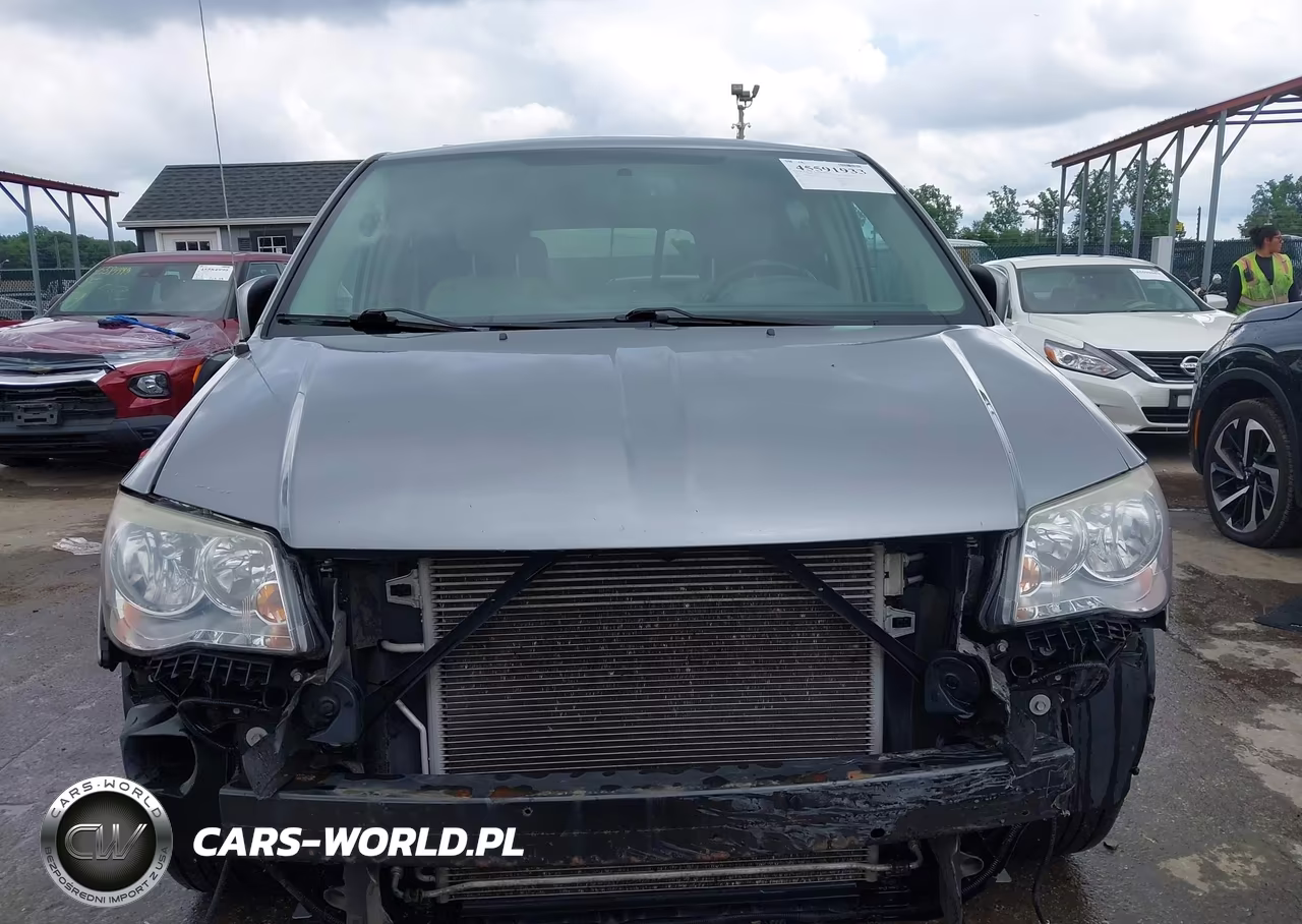 2014 Chrysler Town & Country Touring VIN:2C4RC1BG8ER453634 - 13