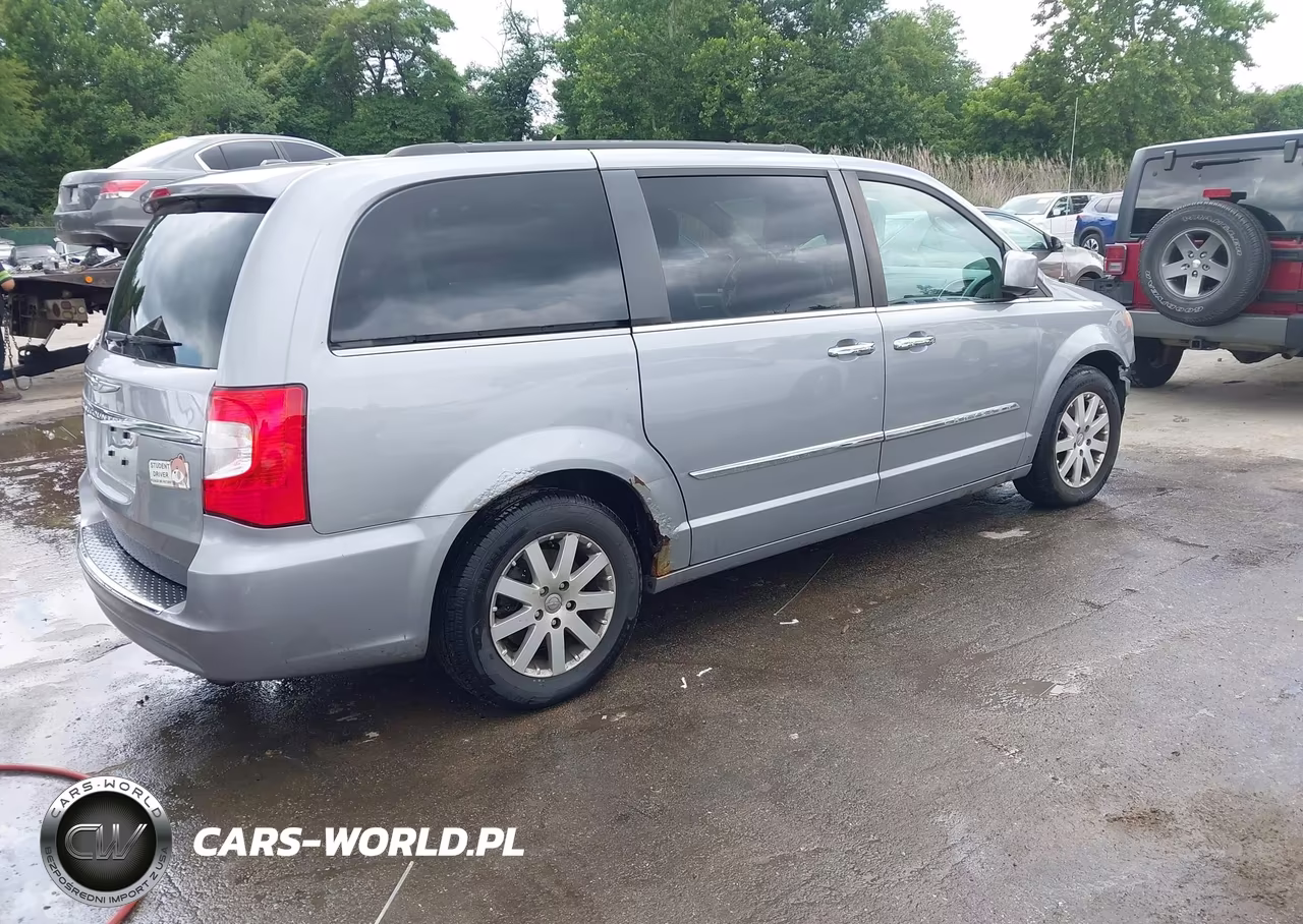 2014 Chrysler Town & Country Touring VIN:2C4RC1BG8ER453634 - 4