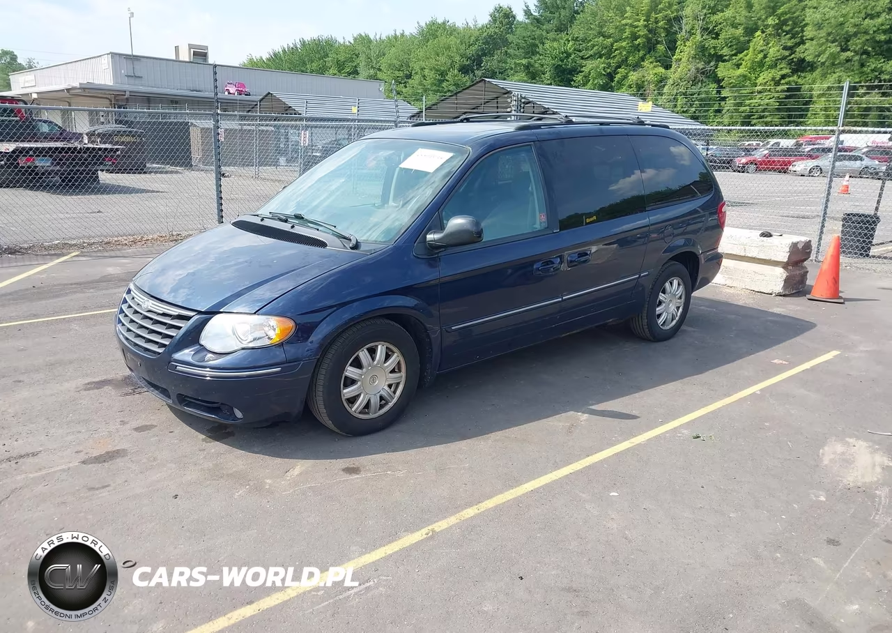 2005 Chrysler Town & Country Touring VIN:2C4GP54L95R491290 - 2