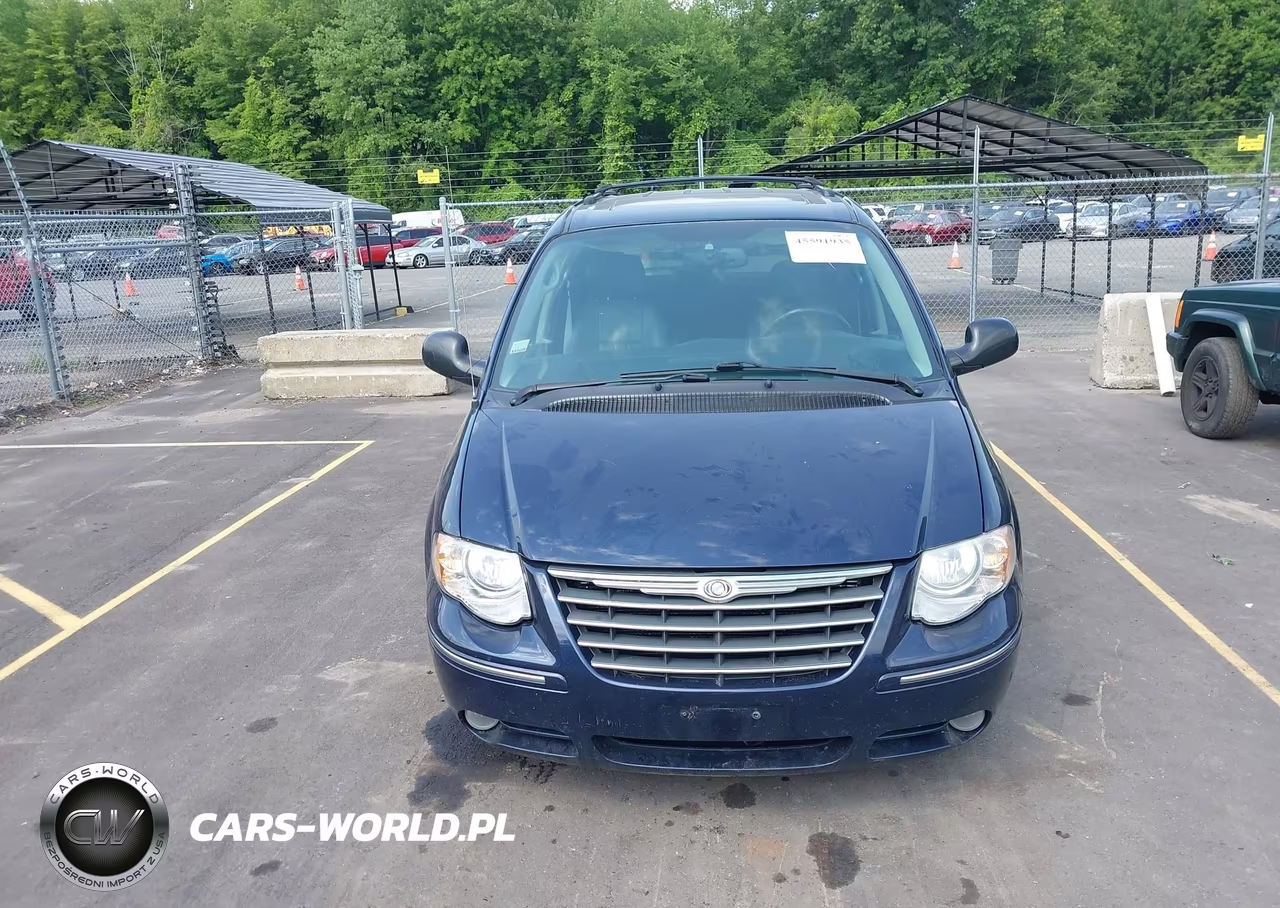 2005 Chrysler Town & Country Touring VIN:2C4GP54L95R491290 - 6