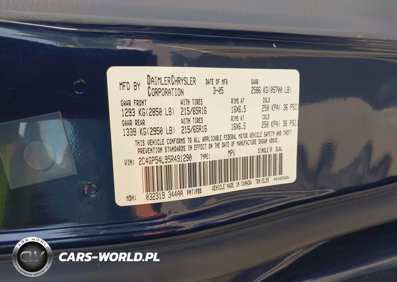 2005 Chrysler Town & Country Touring VIN:2C4GP54L95R491290 - 9