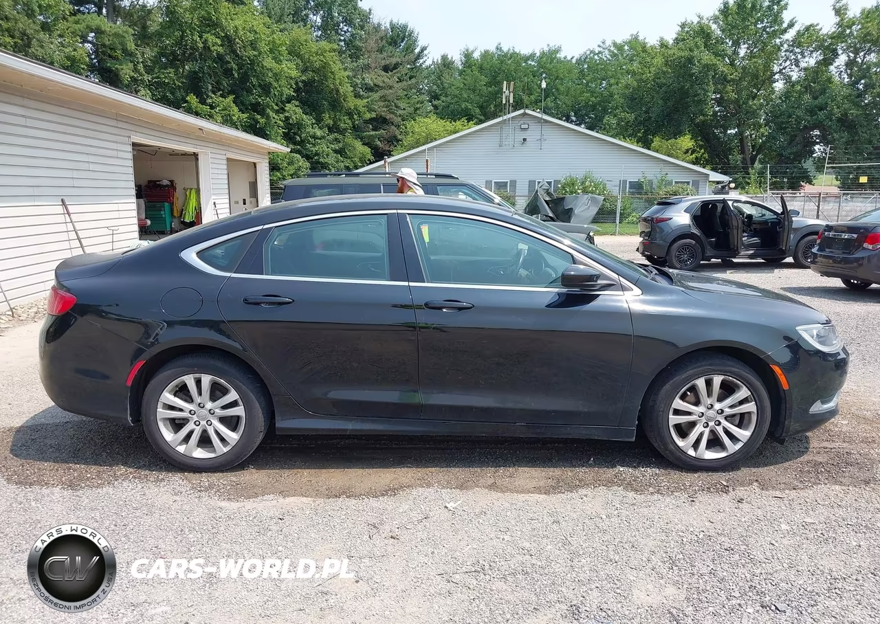 2015 Chrysler 200 Limited VIN:1C3CCCAB4FN617455 - 13
