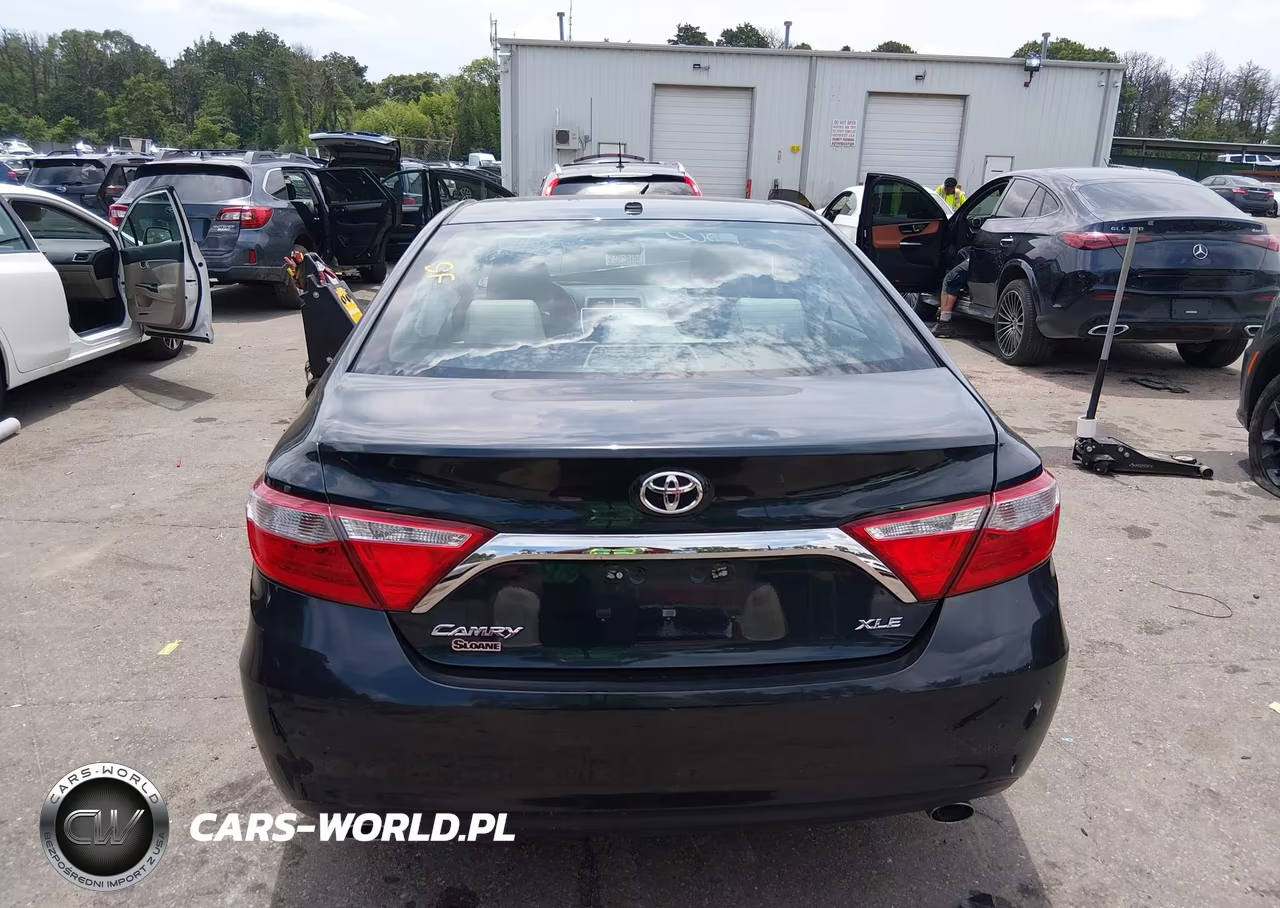 2015 Toyota Camry Xle V6 VIN:4T1BK1FK9FU029902 - 16