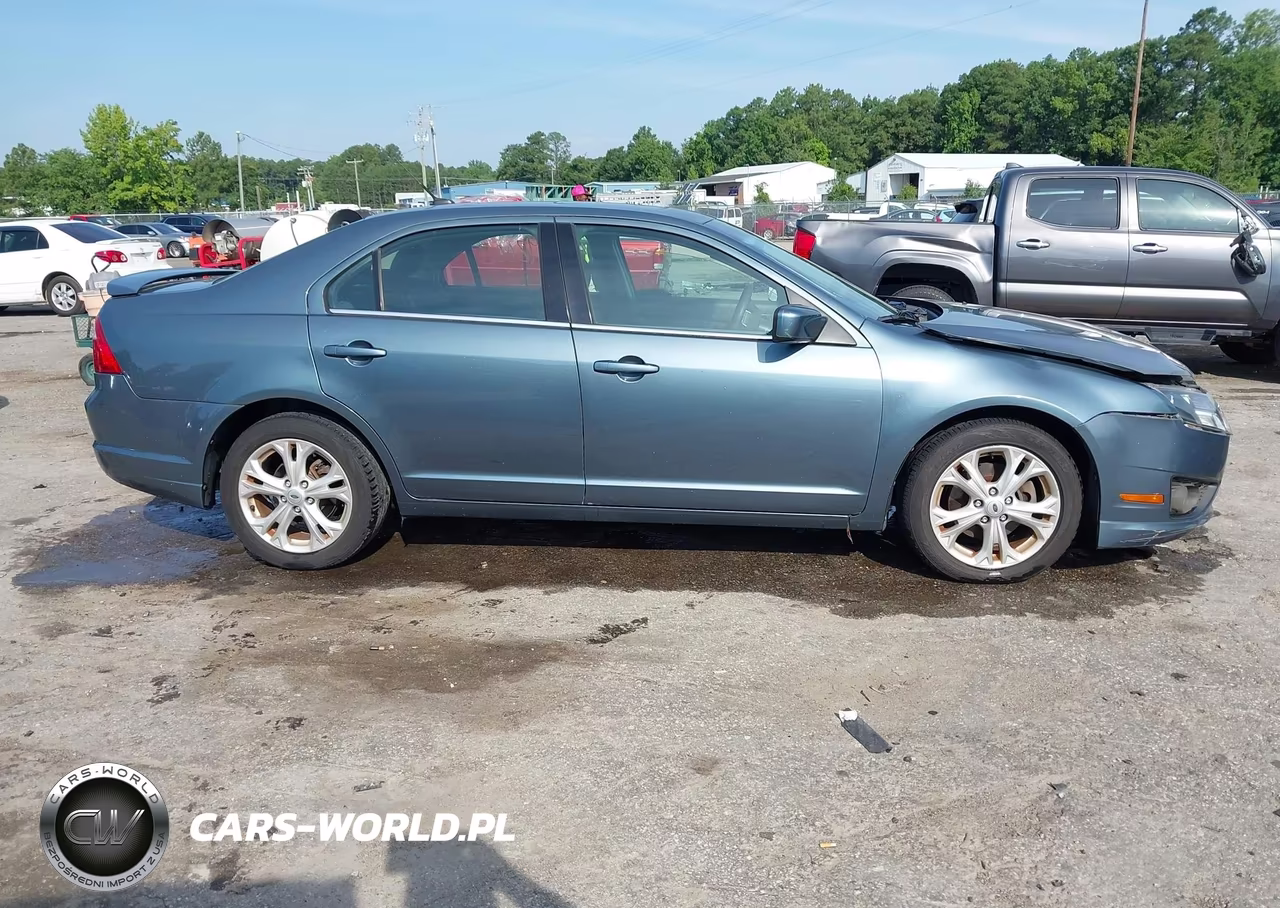2012 Ford Fusion Se VIN:3FAHP0HA3CR103886 - 13