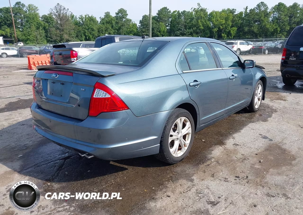2012 Ford Fusion Se VIN:3FAHP0HA3CR103886 - 4