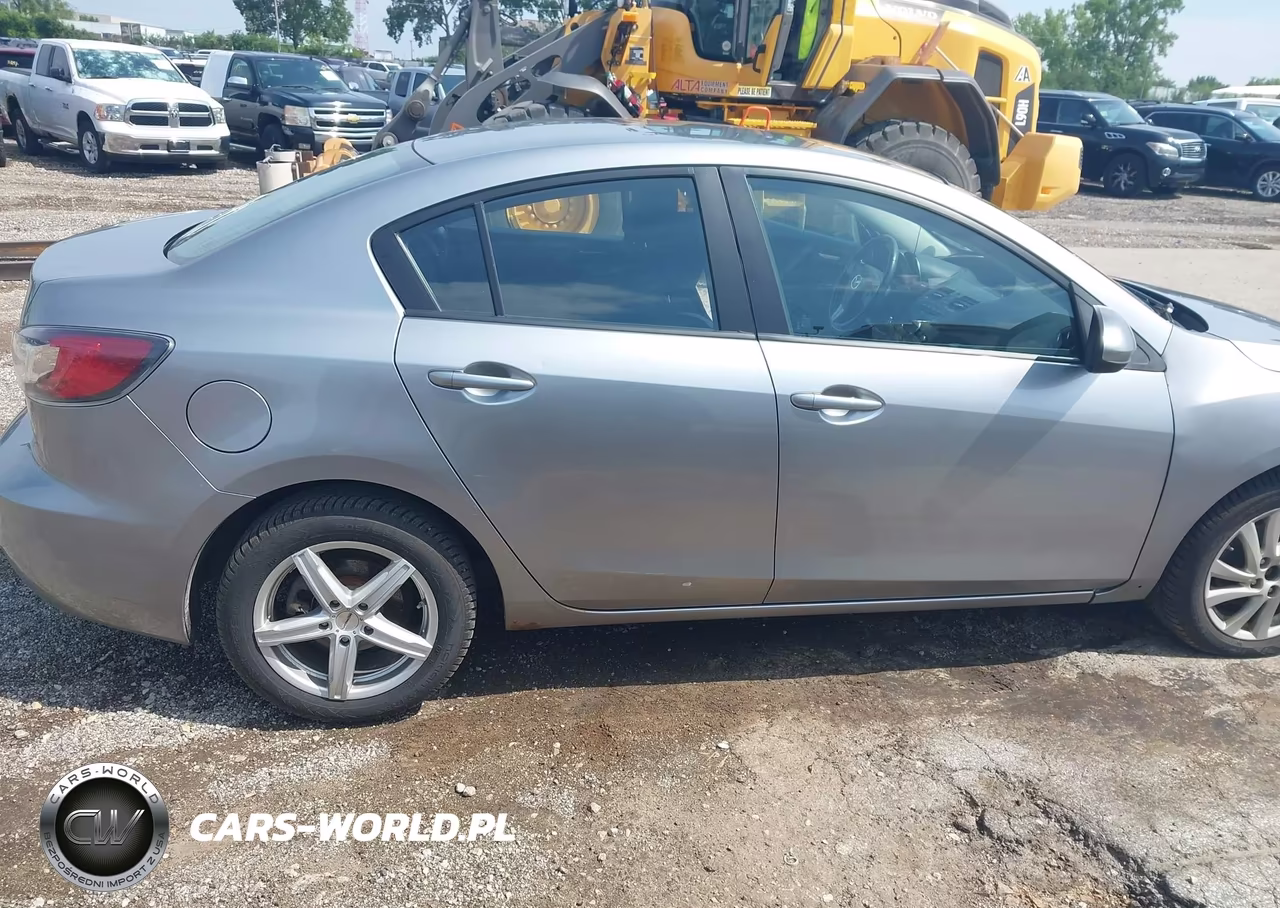 2012 Mazda Mazda3 I Touring VIN:JM1BL1V73C1551016 - 13