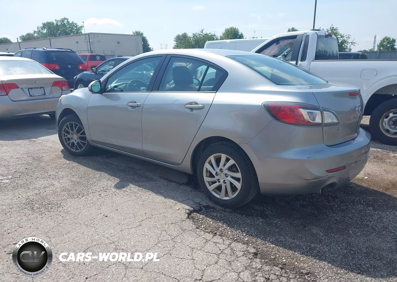 2012 Mazda Mazda3 I Touring VIN:JM1BL1V73C1551016 - 3
