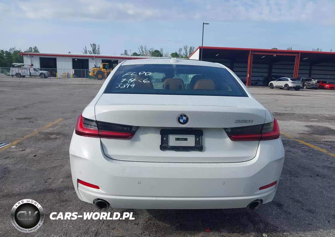 2024 BMW 330I VIN:3MW69FF03R8E03819 - 16