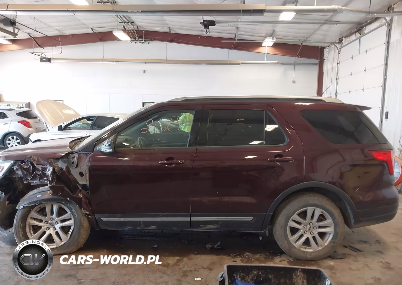 2019 Ford Explorer Xlt VIN:1FM5K8DH6KGA70655 - 14
