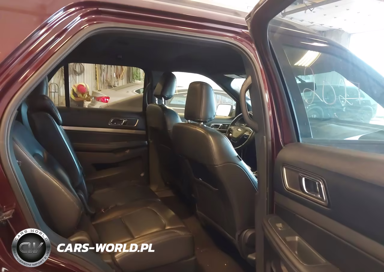 2019 Ford Explorer Xlt VIN:1FM5K8DH6KGA70655 - 8