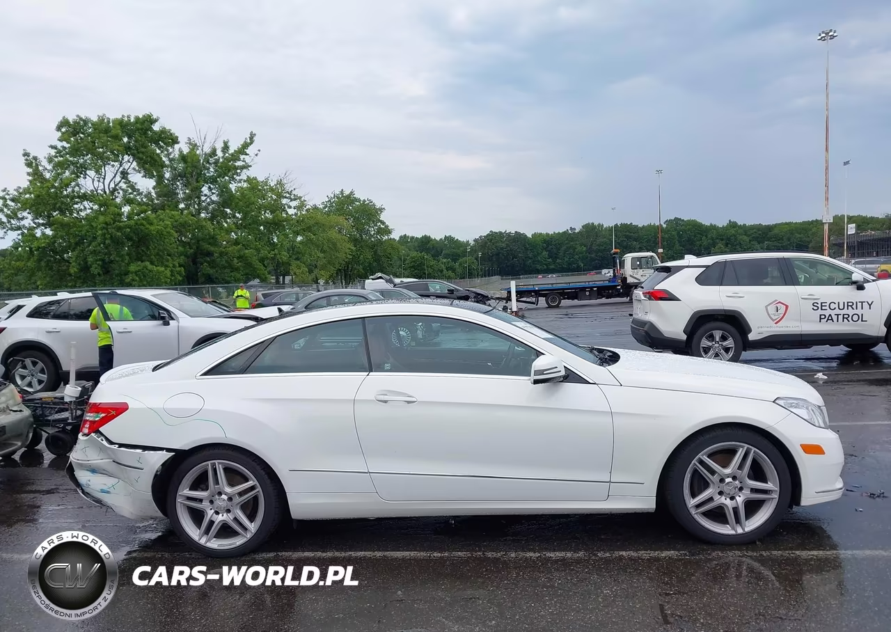 2013 Mercedes-Benz E 350 VIN:WDDKJ5KB1DF197822 - 13