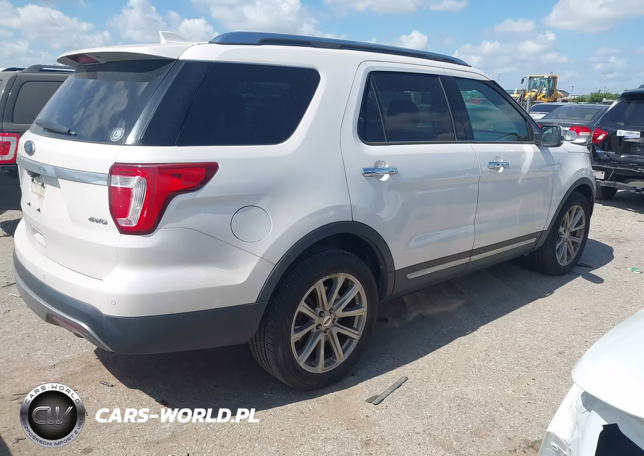 2017 Ford Explorer Limited VIN:1FM5K8F85HGC39151 - 4