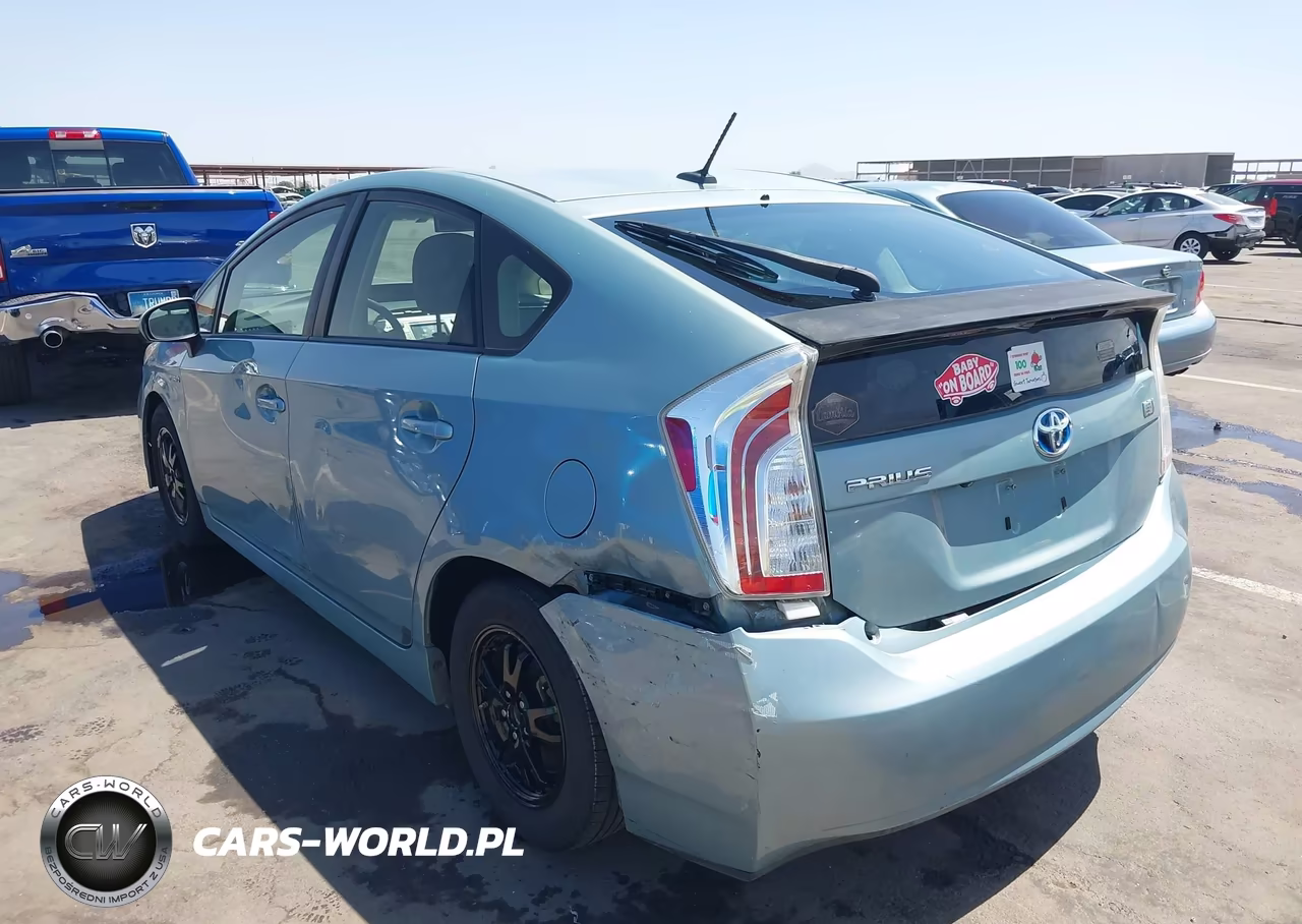 2013 Toyota Prius Three VIN:JTDKN3DU5D1634462 - 6