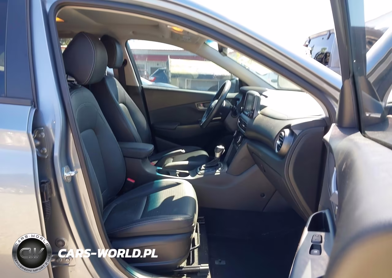 2019 Hyundai Kona Ultimate VIN:KM8K5CA58KU377611 - 18