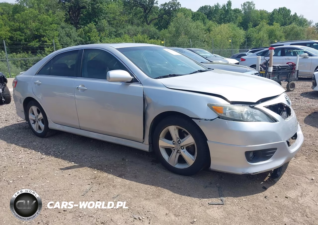 2011 Toyota Camry Se – zdjęcie 1 z 16