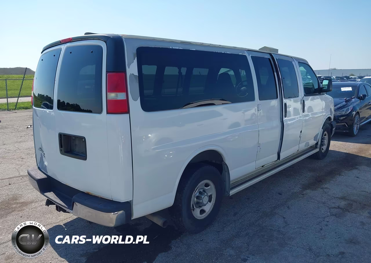 2007 Chevrolet Express Passenger Ls VIN:1GAHG39U371188659 - 4