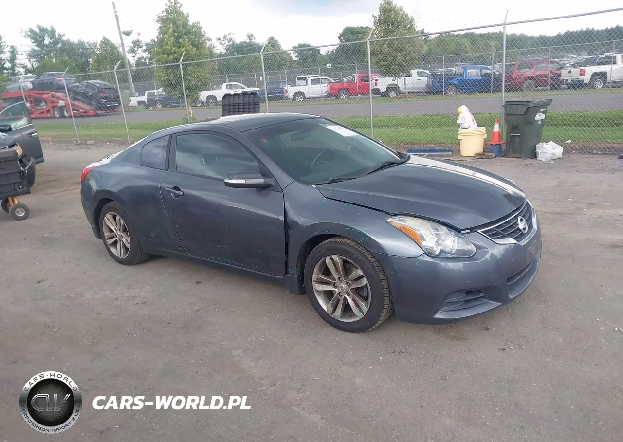 2013 Nissan Altima 2.5 S – zdjęcie 1 z 16