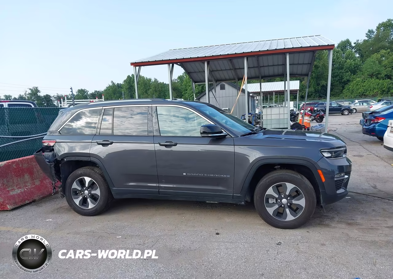 2024 Jeep Grand Cherokee 4Xe VIN:1C4RJYB64RC710082 - 13