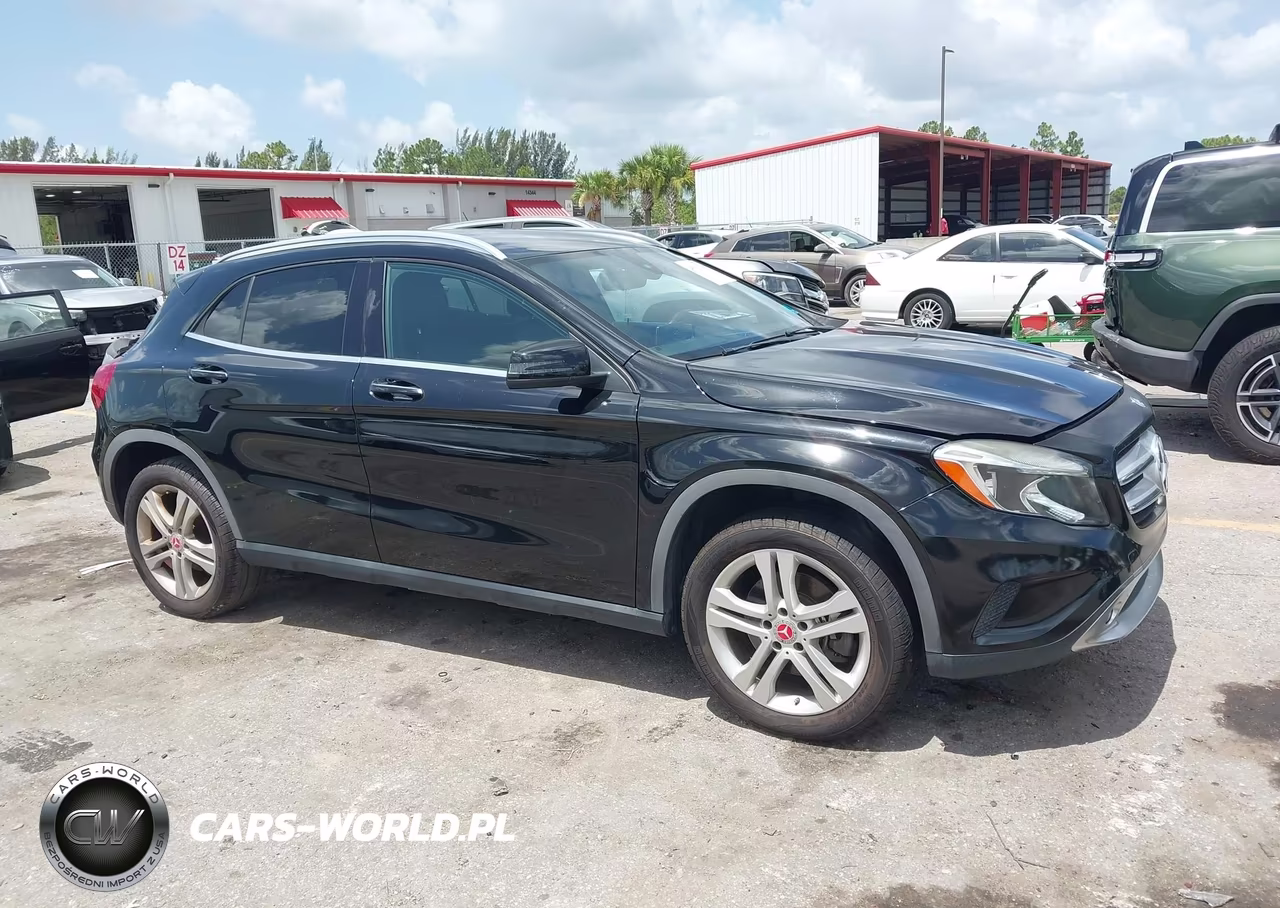 2016 Mercedes-Benz Gla 250 4Matic – zdjęcie 1 z 16