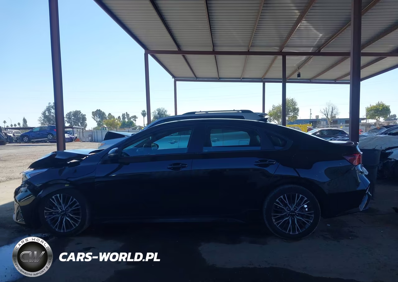 2023 Kia Forte Gt-Line VIN:3KPF54AD9PE526505 - 14
