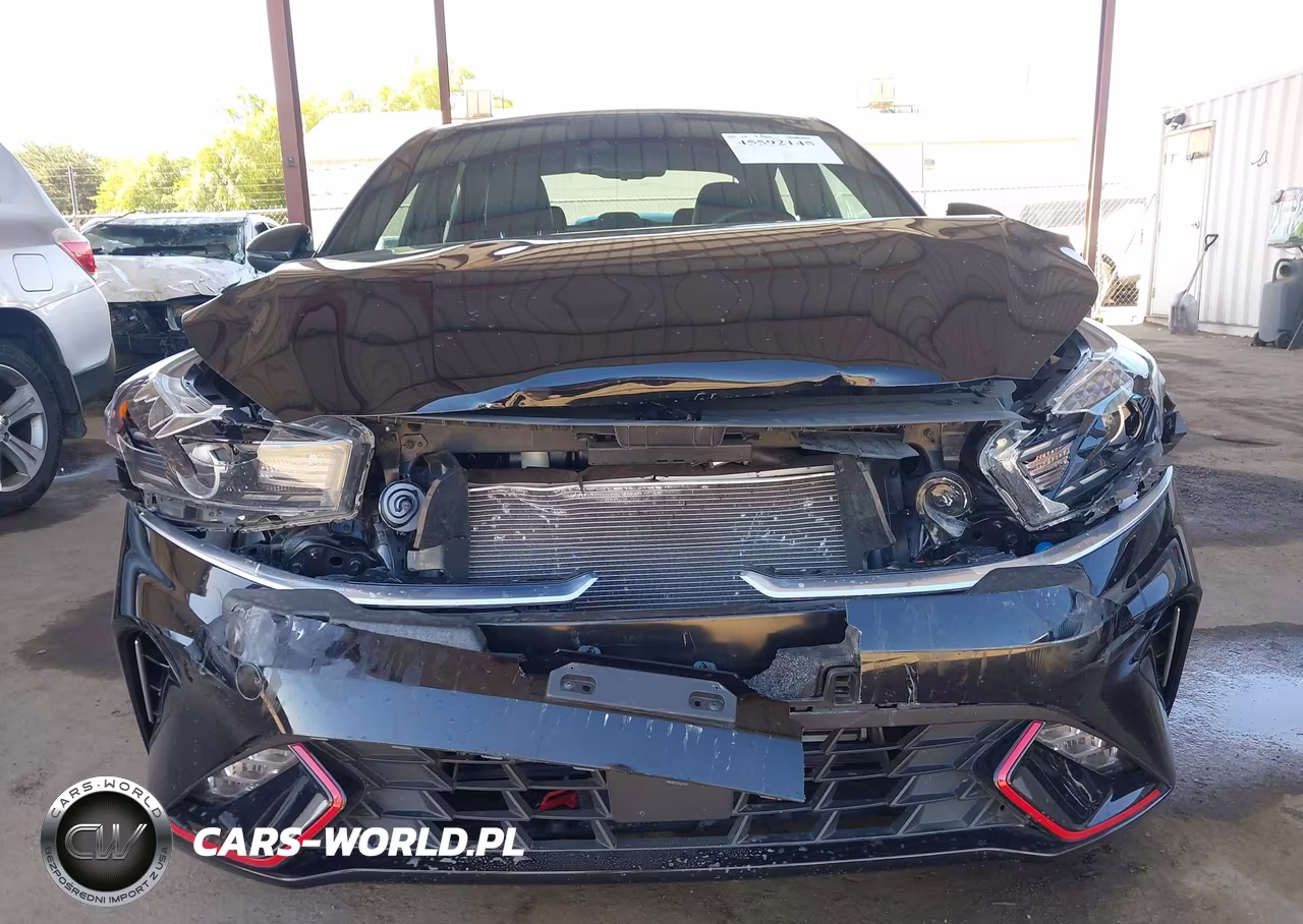2023 Kia Forte Gt-Line VIN:3KPF54AD9PE526505 - 6
