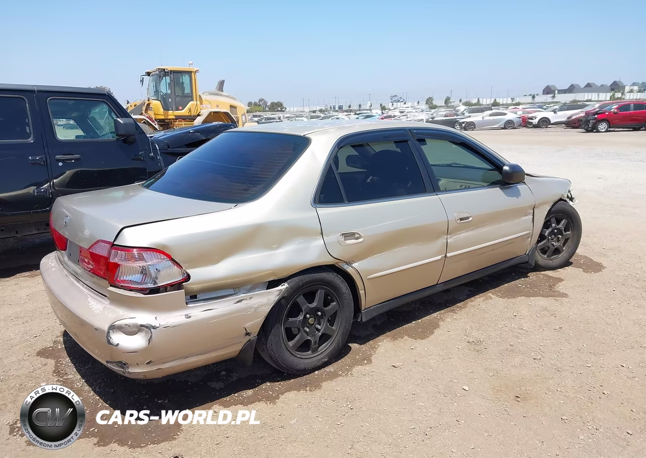 2000 Honda Accord 2.3 Se VIN:JHMCG6699YC031306 - 4