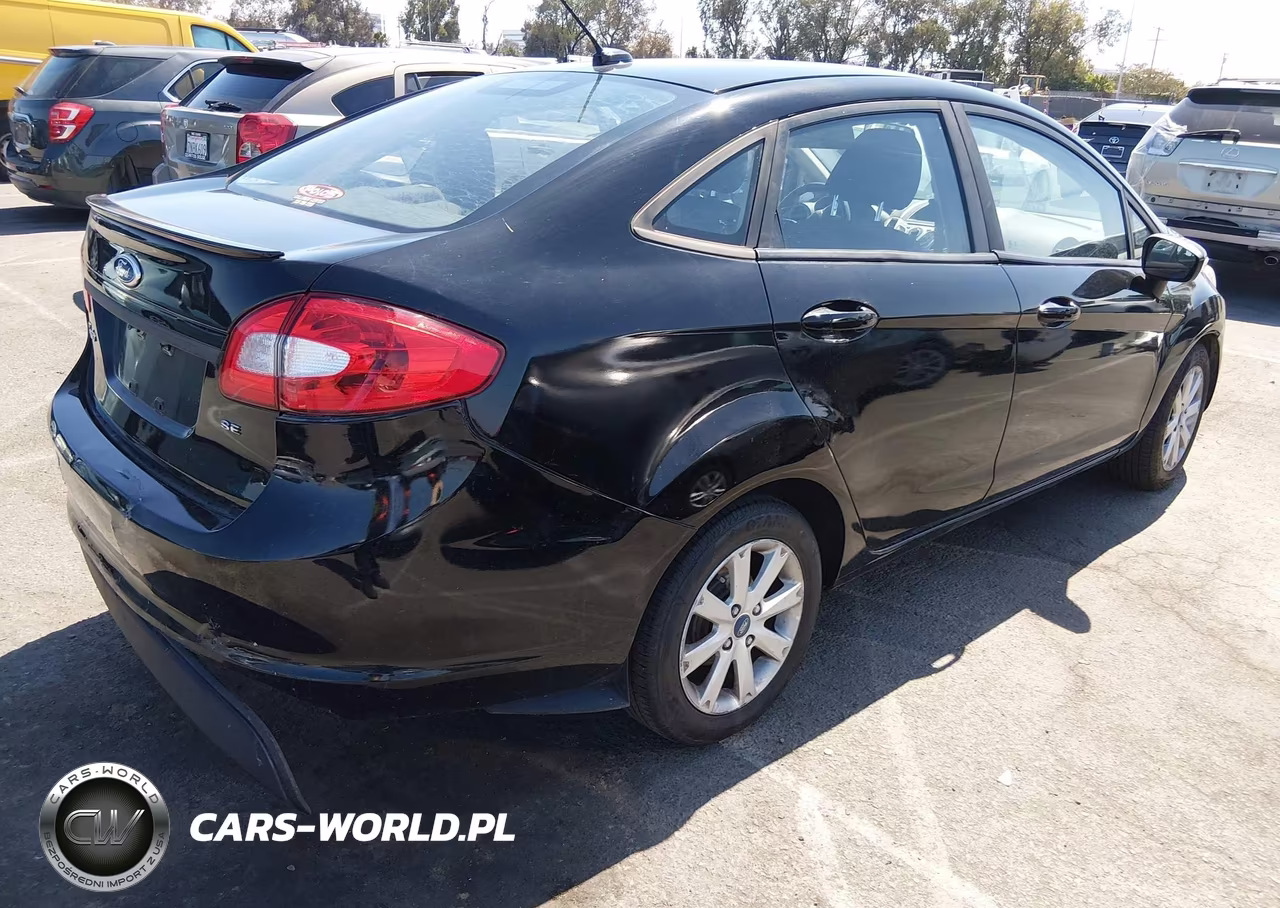 2013 Ford Fiesta Se VIN:3FADP4BJ7DM208105 - 4