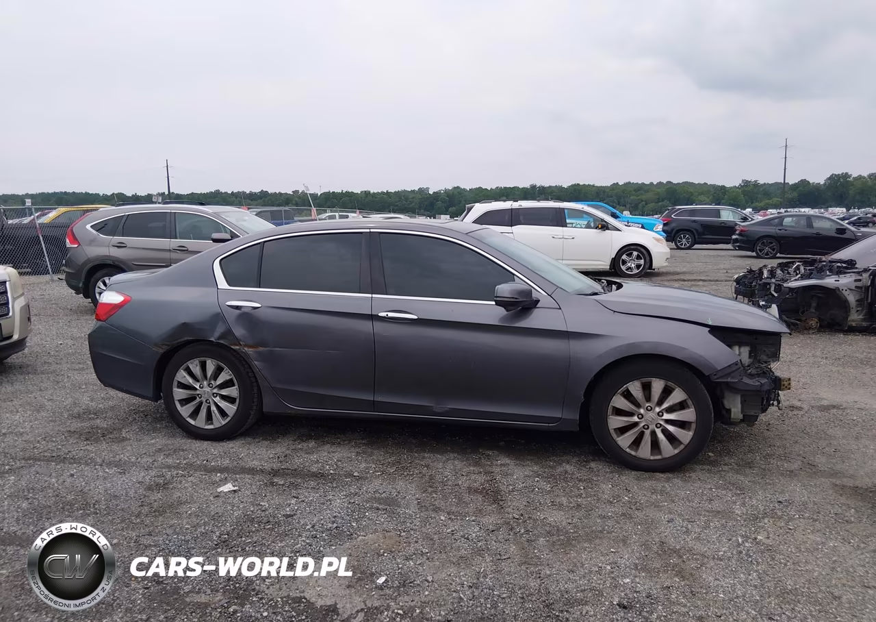 2013 Honda Accord Touring VIN:1HGCR3F91DA008510 - 13