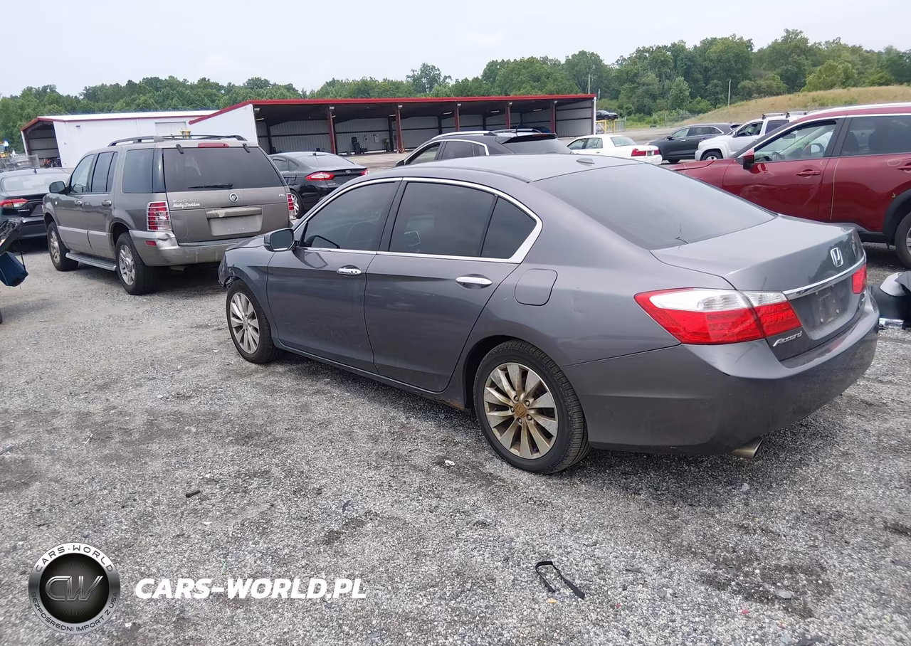 2013 Honda Accord Touring VIN:1HGCR3F91DA008510 - 3