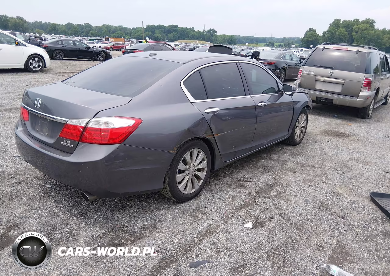 2013 Honda Accord Touring VIN:1HGCR3F91DA008510 - 4