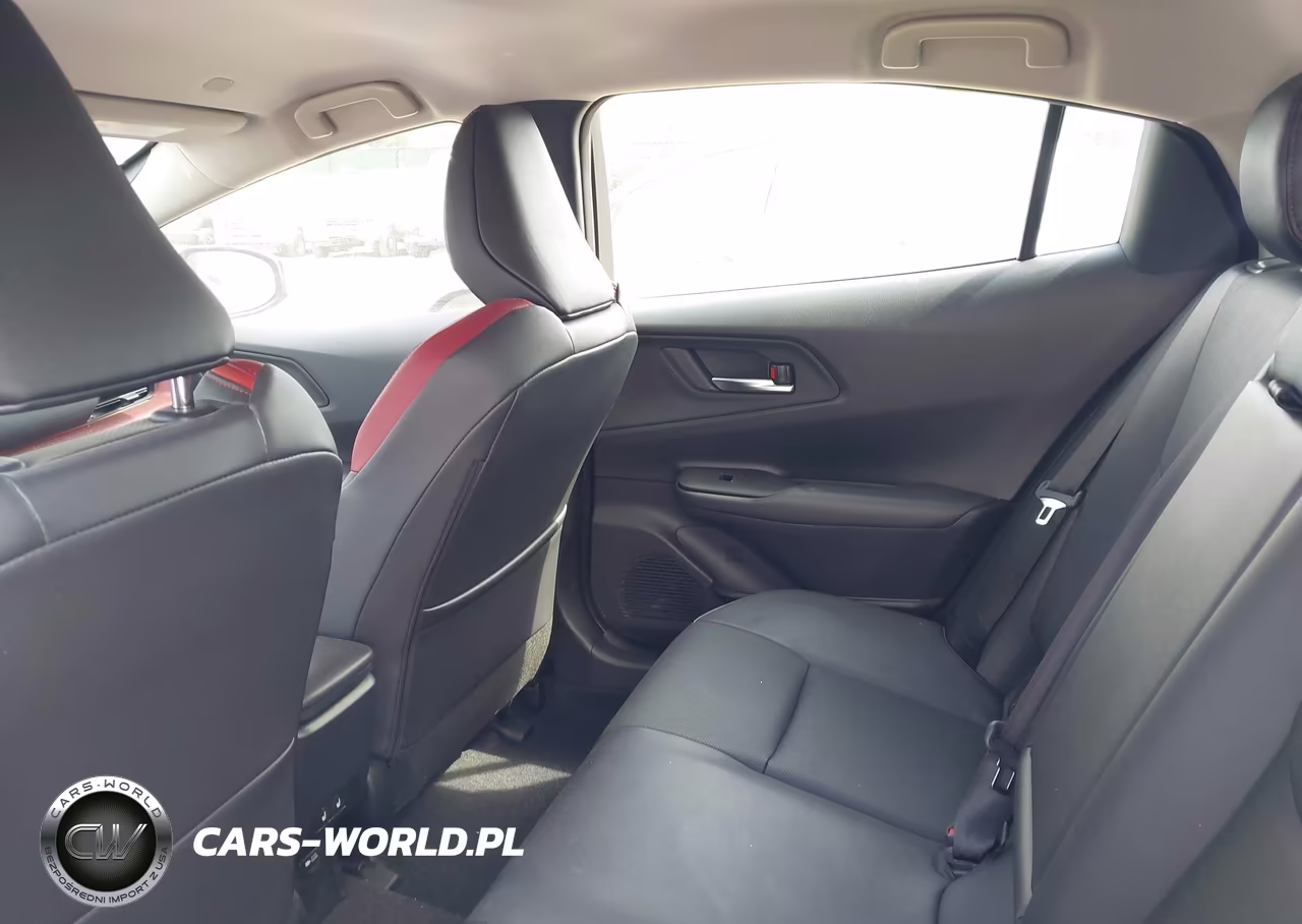2026 Toyota Prius Plug-In Hybrid Xse Premium VIN:JTDACACU3T3068683 - 8