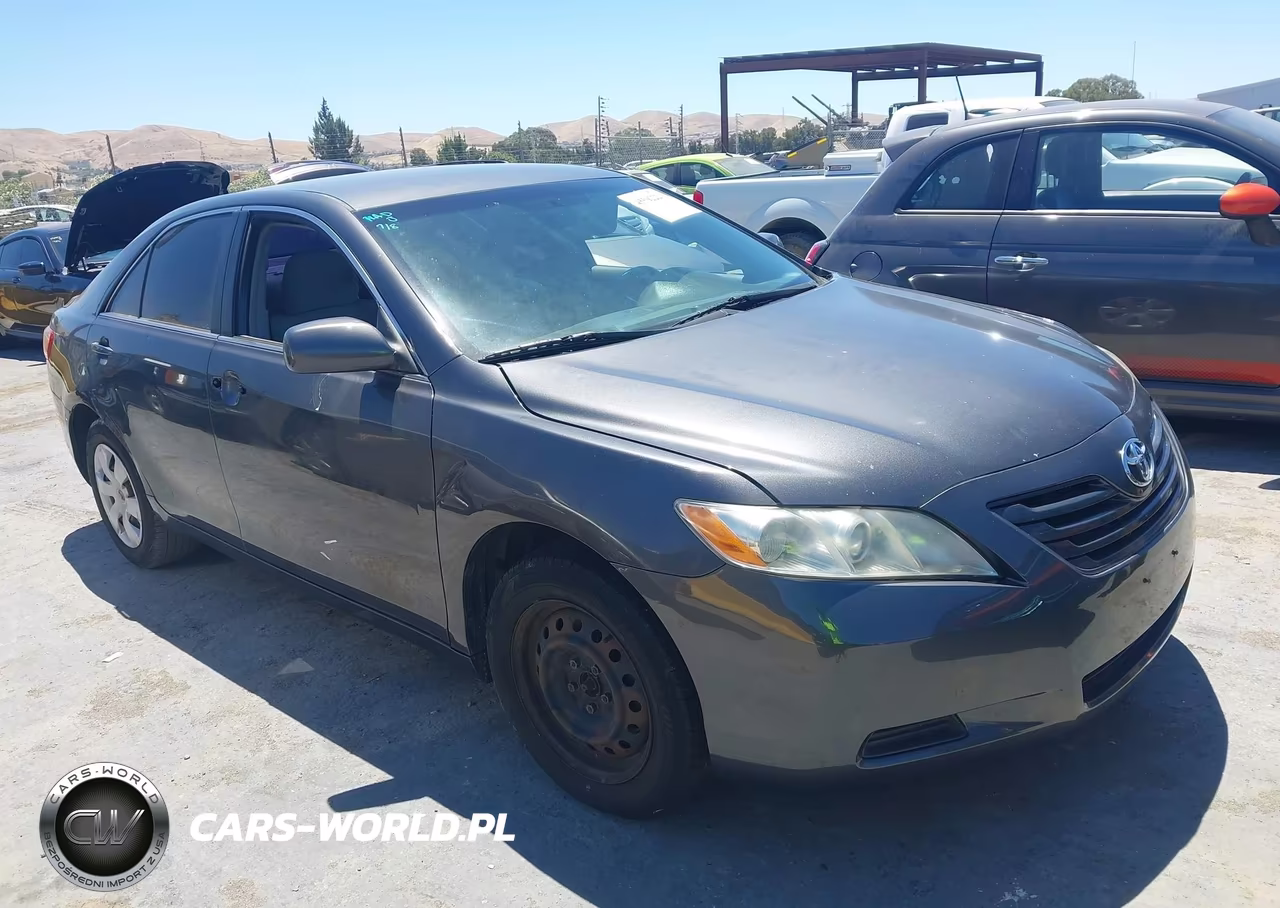 2009 Toyota Camry Le – zdjęcie 1 z 11