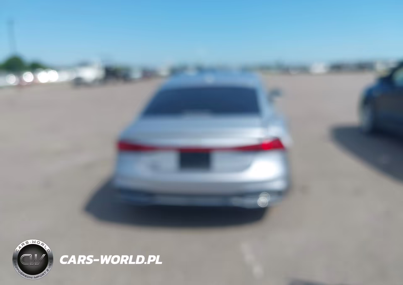2019 Audi A7 55 Premium VIN:WAUV2AF2XKN122835 - 17