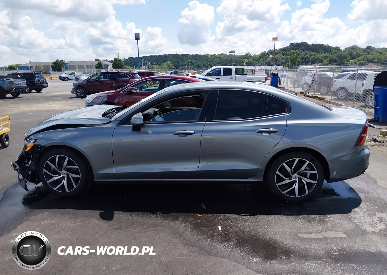 2020 Volvo S60 T5 Momentum VIN:7JR102FK9LG063233 - 14