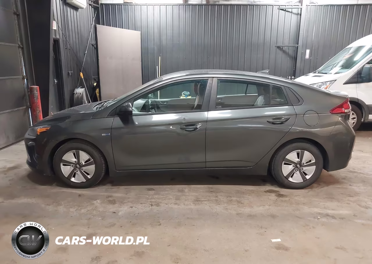 2020 Hyundai Ioniq Hybrid Blue VIN:KMHC65LC3LU220210 - 19
