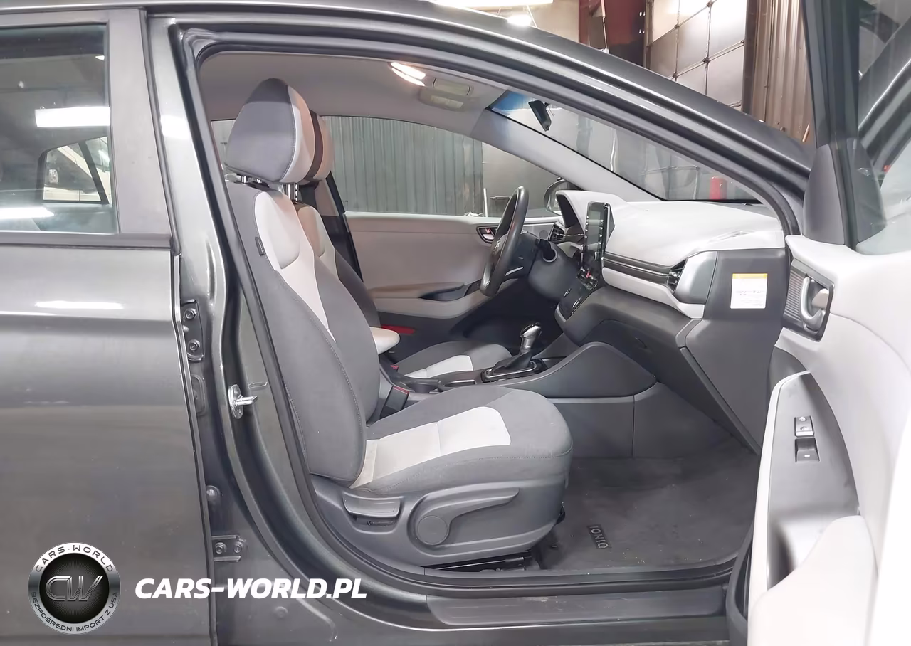 2020 Hyundai Ioniq Hybrid Blue VIN:KMHC65LC3LU220210 - 5
