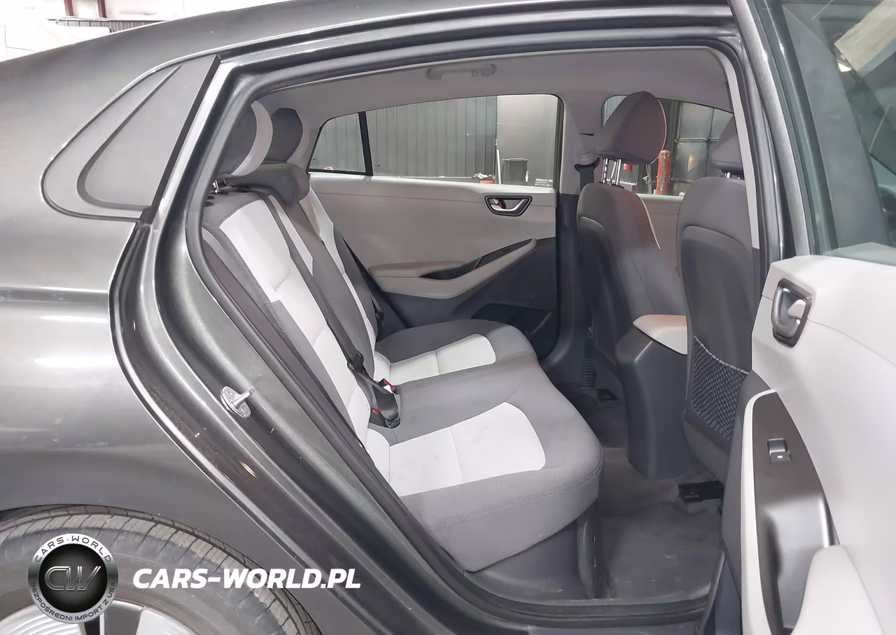 2020 Hyundai Ioniq Hybrid Blue VIN:KMHC65LC3LU220210 - 8