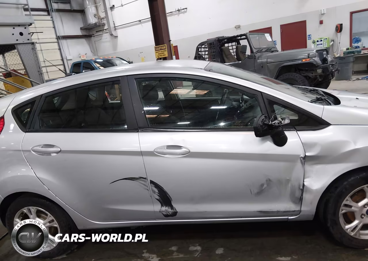 2015 Ford Fiesta Se VIN:3FADP4EJ7FM213920 - 13