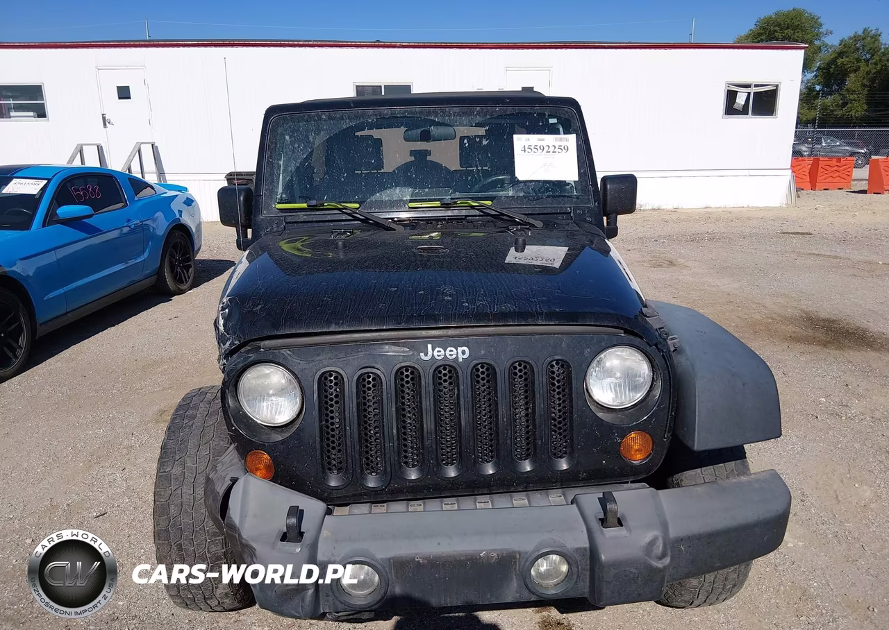 2007 Jeep Wrangler Unlimited X VIN:1J4GA39117L133250 - 12
